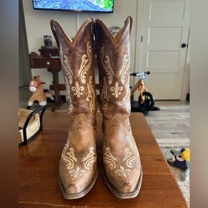 Women’s Corral Snip Toe Boots